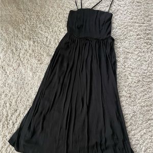 Urban outfitters dress. Size medium. Spaghetti strap. Excellent condition.